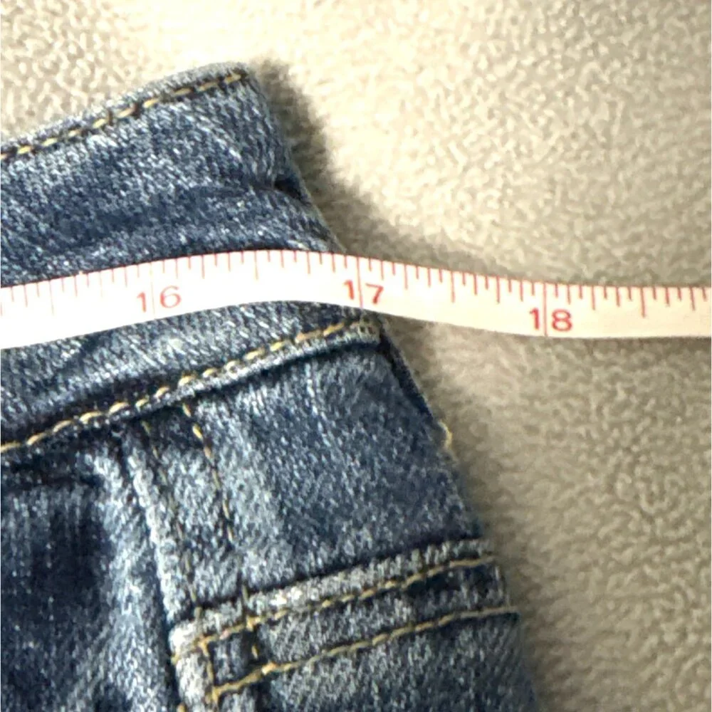 American Eagle Stretch Boy Fit Distressed Denim Jeans Size 6 - Picture 5 of 6